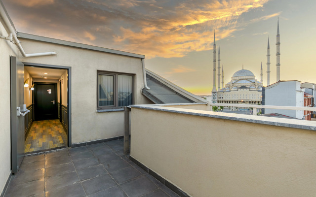 The Great Airport Hotel