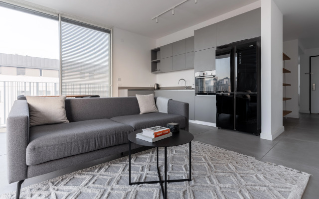 Blueground at Nahalat Byniamin ID32 Apartments
