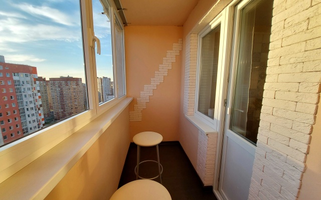 Uyutnaya Na Sviridova Flat