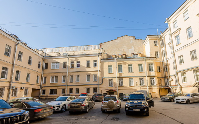 Апартаменты SpbStay на Вознесенском проспекте 3-5