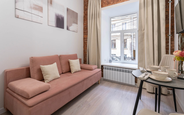 Квартира Светлая студия в старинном доме