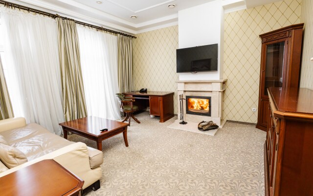 Premier Hotel