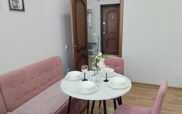 Prestizh near park Galitskogo Apartments