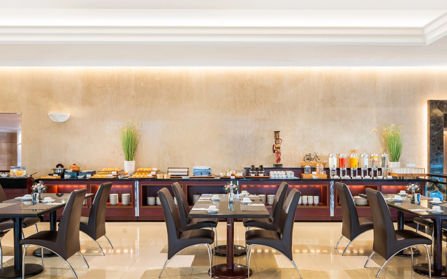 Aston Cimone Hotel & Convention Center Hotel – Restaurant – Tangerang