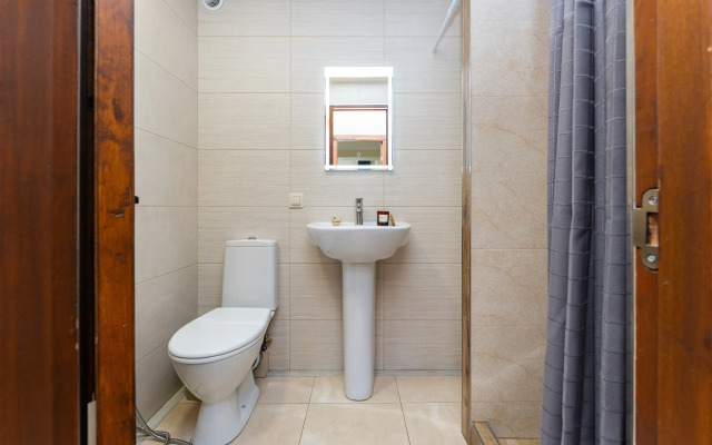 KeyGo #0164, 2 Bedroom, City Center, Saryan Street Apartments