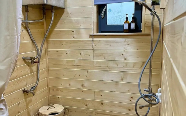 Chkalov Dacha Glamping
