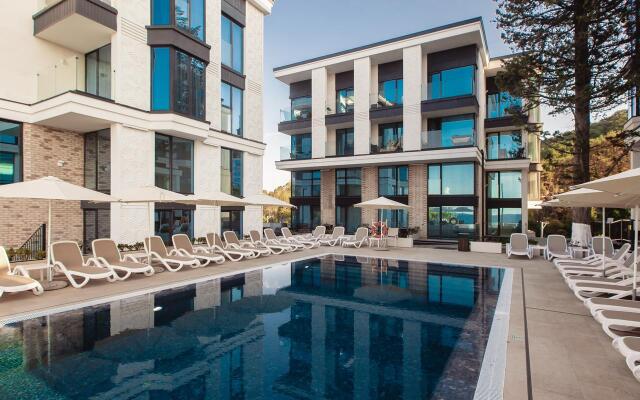 Apartments Luchezarny