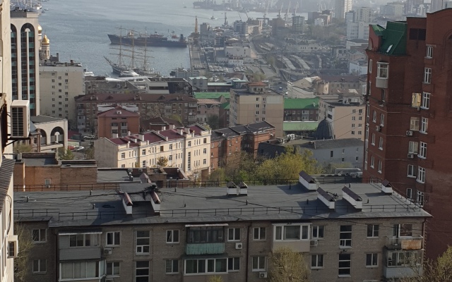 Апартаменты Green Lamp Downtown