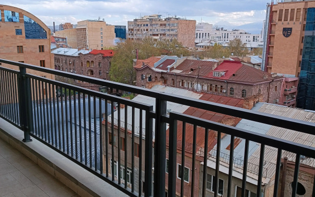 RentInnYerevan 16 Yeznik Koghbatsi Street Apartment