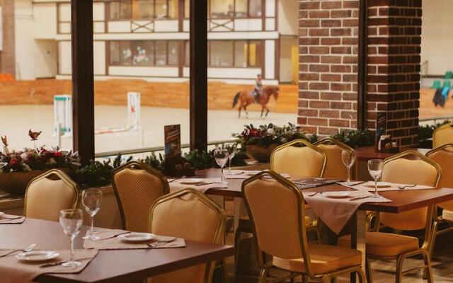 Maksima Park Hotel