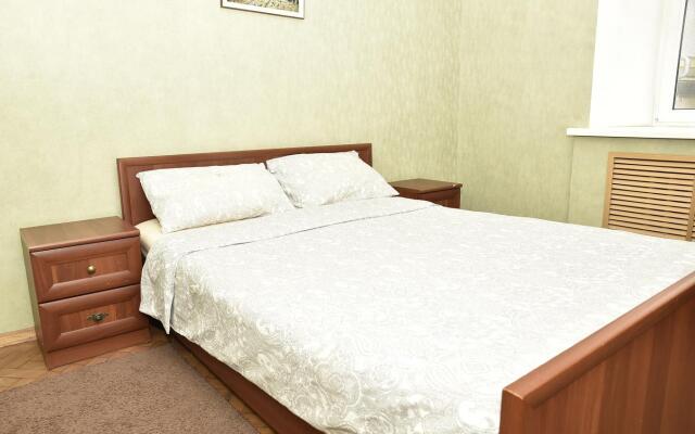 Na Pushkinskoy Flat