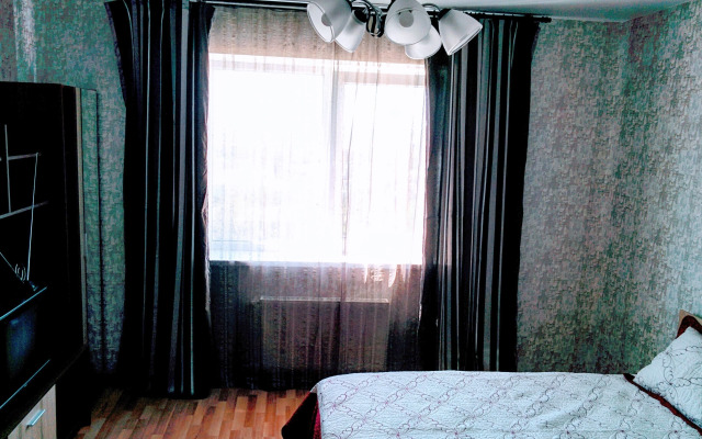 Na Ul Lugovaya 6t Flat