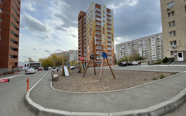 Квартира 1-а комнатная рядом с Ижевским Зоопарком , ИжГТУ, ИжГСХА