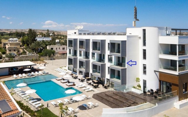 Апартаменты One Bedroom Pool View (Oroklini Beach)