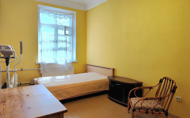 Snyat U Metro Guest house