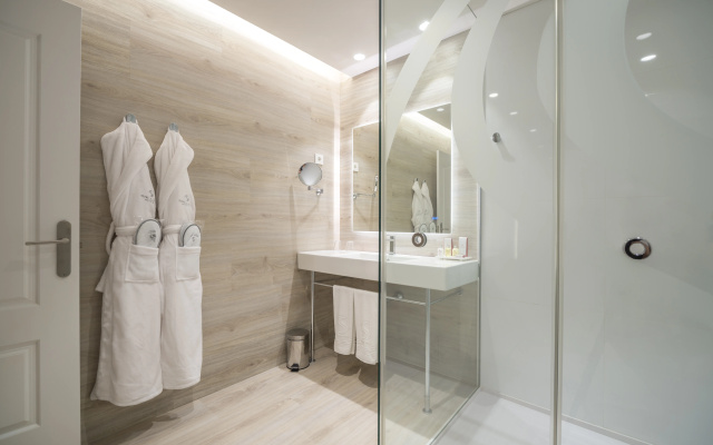 Отель Salles Pere IV Hotel