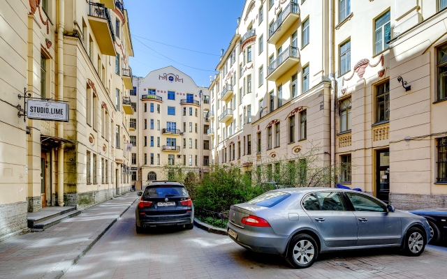 Otelburg Rybinshteina 23 Hotel