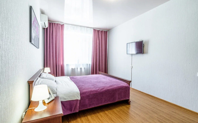 U parka Galitskogo Apart-Otelika na Vostochno-Kruglikovskoy Flat