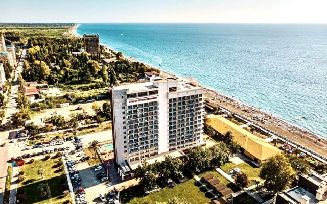 V Tsentre Goroda Flat