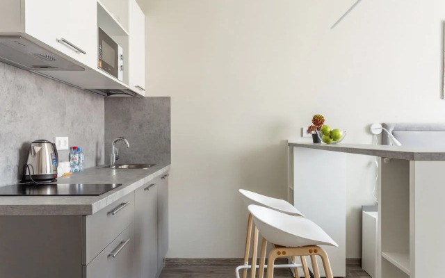 S Otlichnym Vidom Na Gorod Pryamo U Metro Apartments