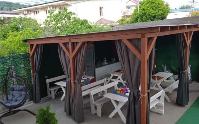 Aysberg Guest House with city view