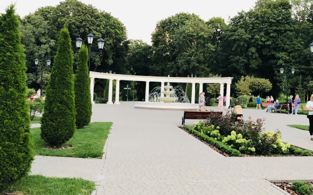 Bolshaya dvushka s otdelnymi komnatami Flat