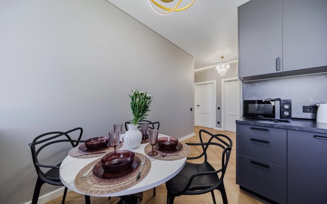 Квартира Дизайнерская Трехкомнатная Квартира