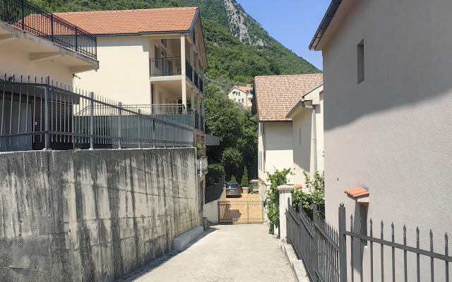 Blue Lagoon Apartments