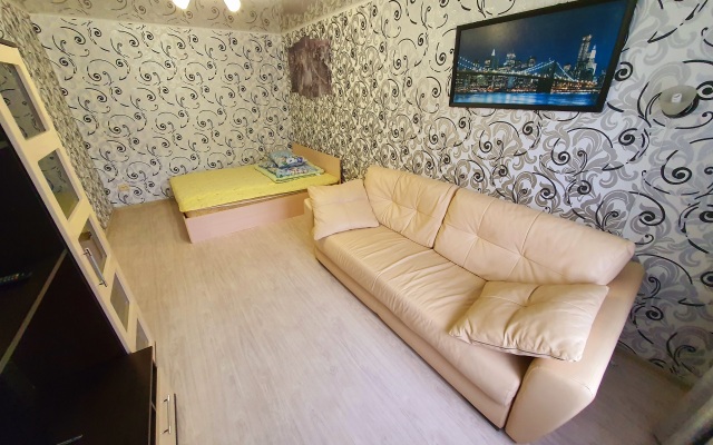 L.v.hotels Na Fridrikha Engelsa 145 Flat