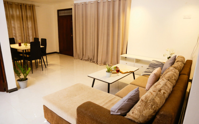 Eden Hikkaduwa Villa