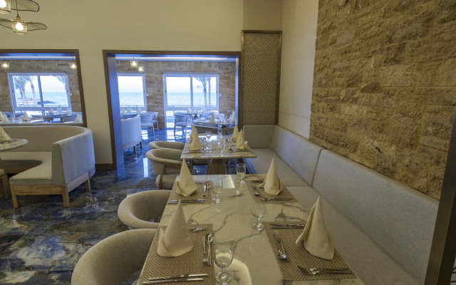 Luxotel Aqaba Beach Resort & Spa Hotel
