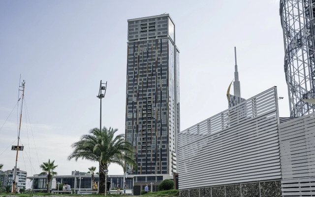 Miracle Park Apartments