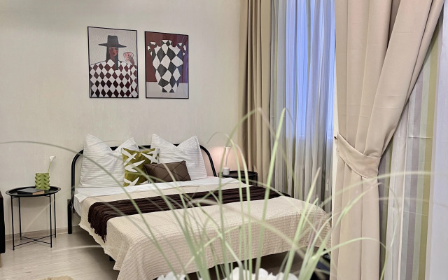 Квартира Свeтлaя Студия в Центрe Гopoдa