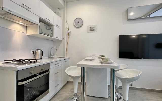 Apartments Alfa Chernomorskaya 3