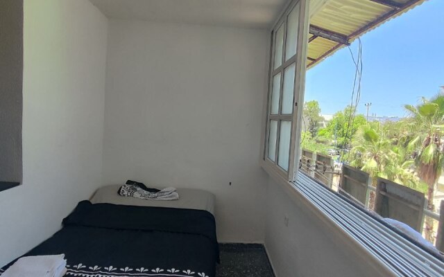 U Sredizemnogo Morya Apartment