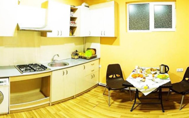 Хостел Domino Yerevan Hostel and Tours