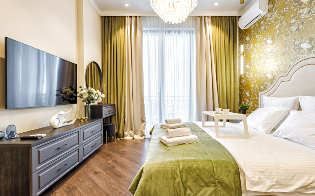 Shikarnaya Dizaynerskaya Сaravella Flat