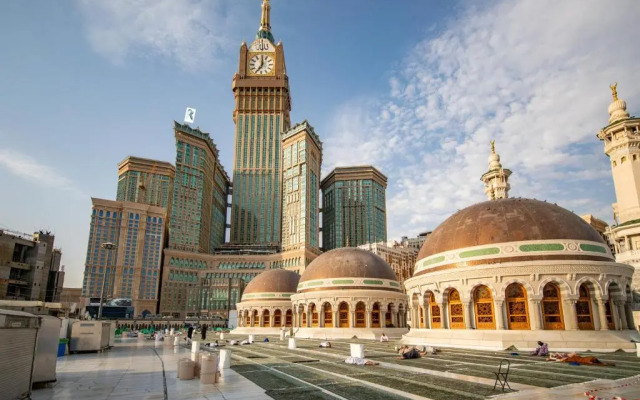 Отель Al Marwa Rayhaan by Rotana