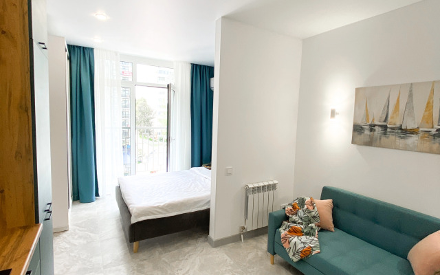 Апартаменты-студия 30 кв.м. с кроватью и балконом, 6 этаж