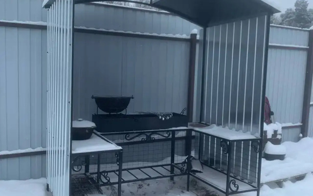 Частный дом Уютный село Крымское улица Красивая 15