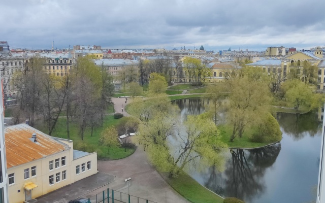 Квартира у Юсуповского сада