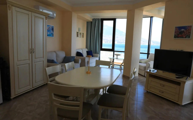 Dolphin Apartments