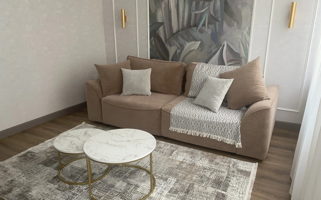 Квартира на Коллективной 11