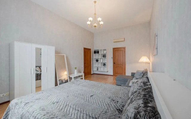 U Ermitazha 12 Gostey B.konyushennaya 12 Apartments