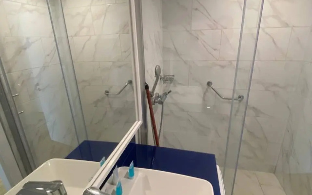 Apartamenty Dvuspal'nye apartamenty s vidom na more i gory
