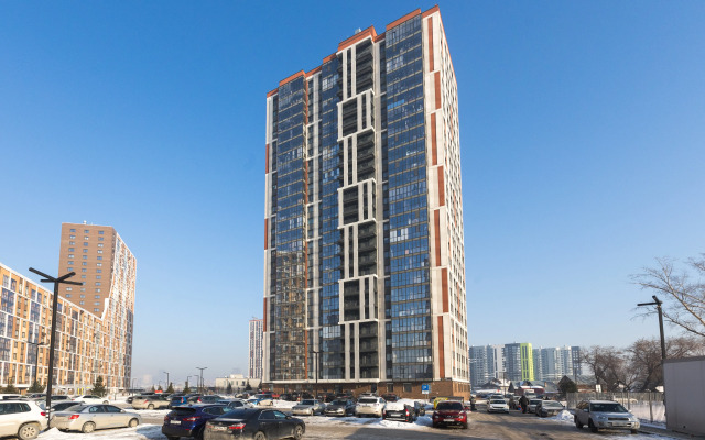 Квартира SleepNsk Яркая студия около Аквапарка