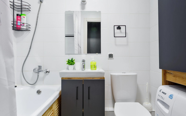 Maxrealty24 Ckhodnenskaya 8 Apartments