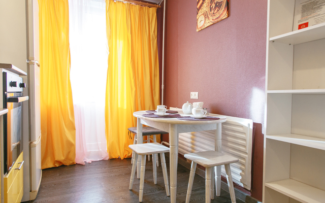 Апартаменты Пять Звёзд у Офиса Транснефть-Сибирь