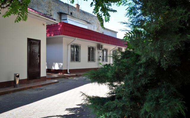 Хостел Old Courtyard