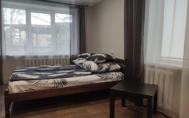 Yantarnye vykhodnye Flat